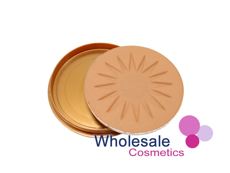 1 x Maybelline Dream Sun Bronzing Powder - 02 GOLDEN