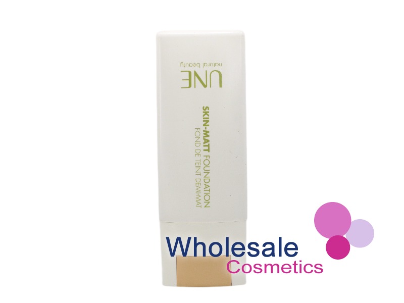 8 x Bourjois UNE Natural Beauty Skin Matt Foundation - M03