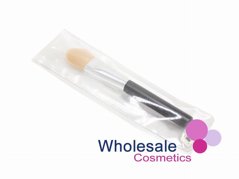 6 x Amazing Cosmetics Amazing Foundation Brush