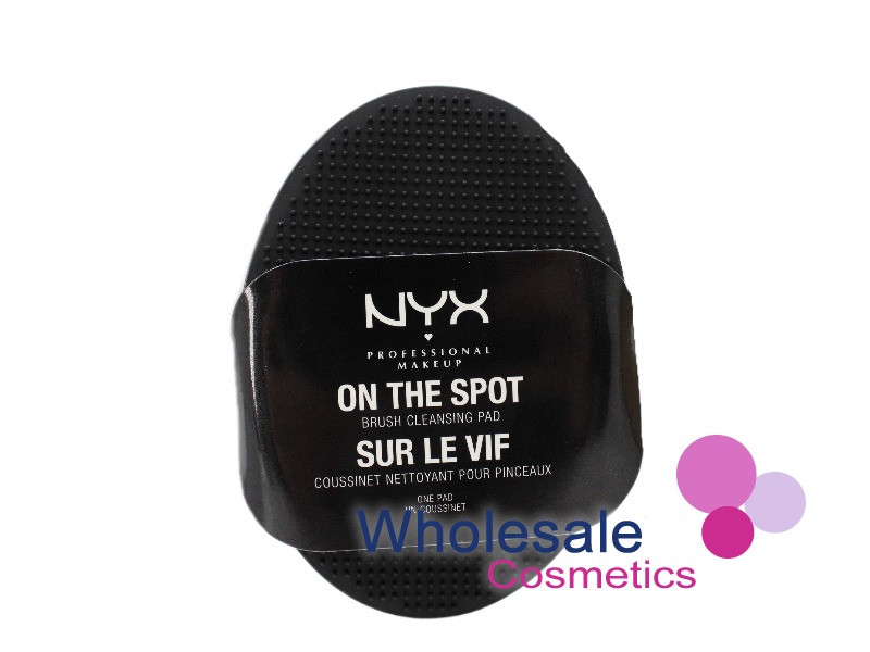 6 x NYX Professional Makeup On The Spot Brush Cleansing Pad