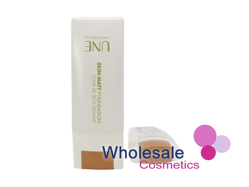 8 x Bourjois UNE Natural Beauty Skin Matt Foundation - M13