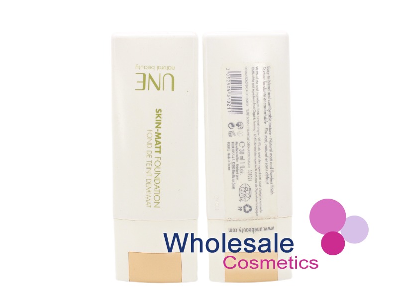 8 x Bourjois UNE Natural Beauty Skin Matt Foundation - M02
