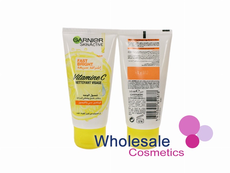 12 x Garnier Fast Bright Vitamin C Nettoyant Visage 50ml