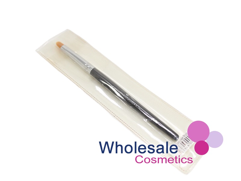 10 x Amazing Cosmetics Multi Purpose Concealer Brush